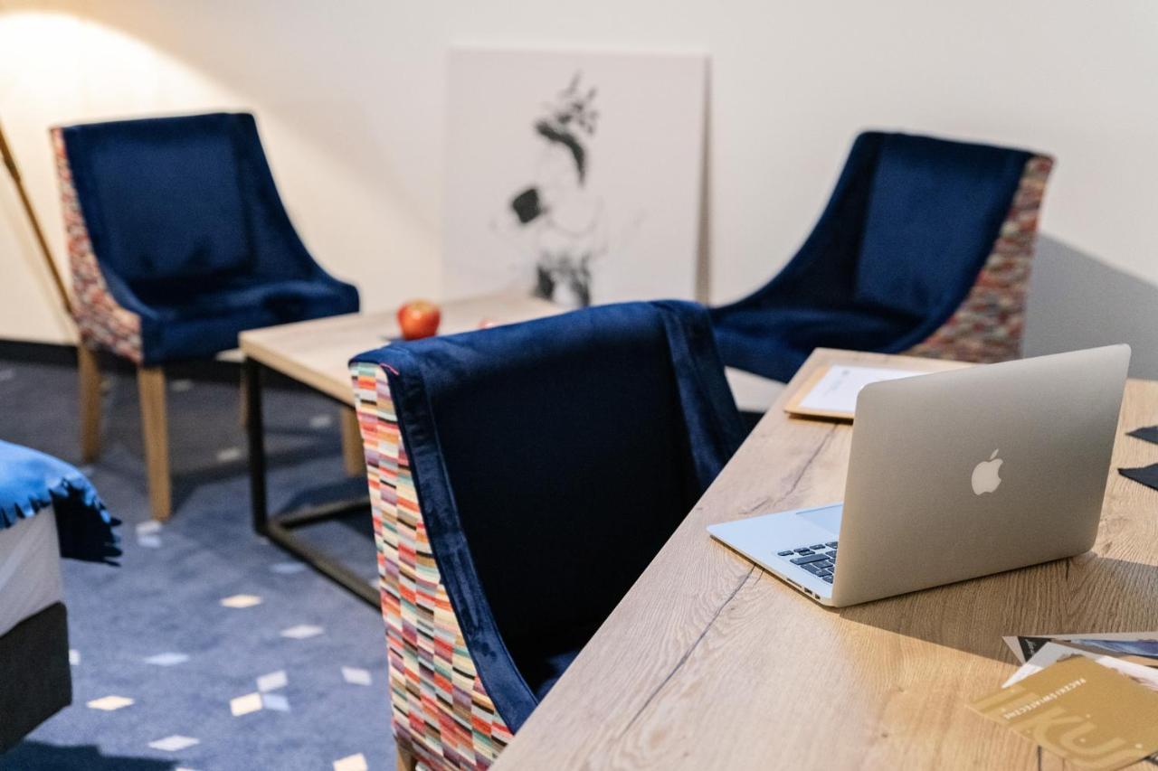 Ilkus Hotel & Restaurant Krze Ngoại thất bức ảnh